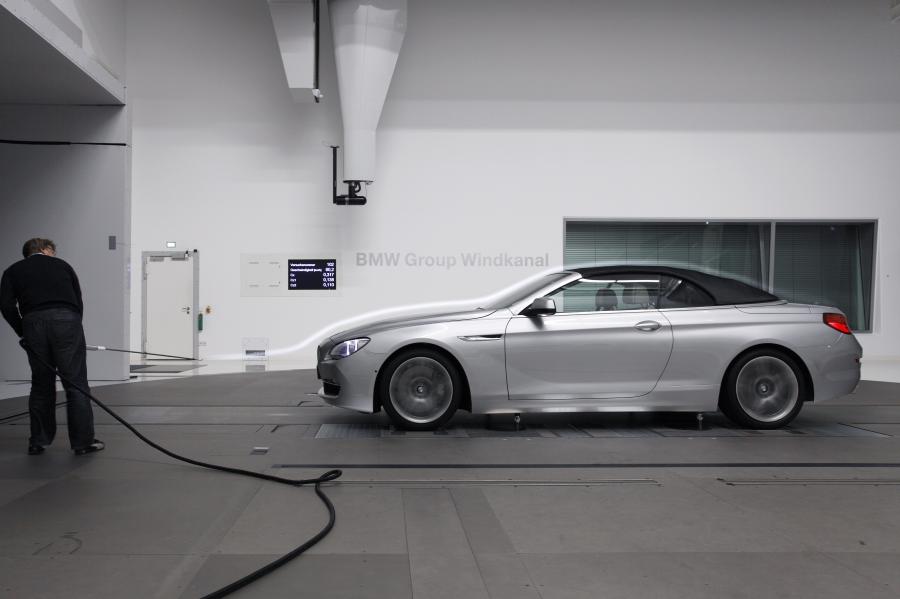  BMW 6-Series Convertible 2011 года  (фото 2 из 320)